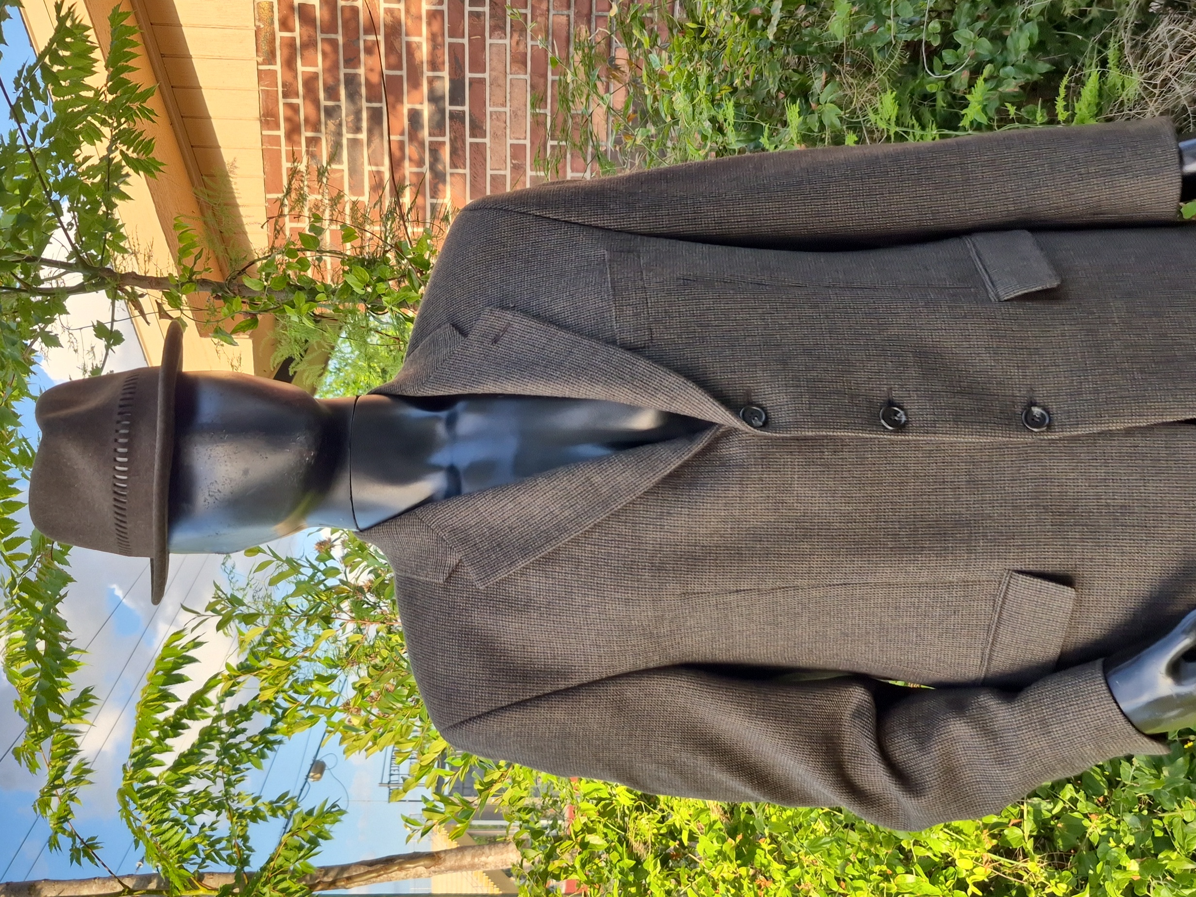 Lauren R.L. (Canada) For Marshall Fields Men's Brown Pure Lambswool Check Blazer